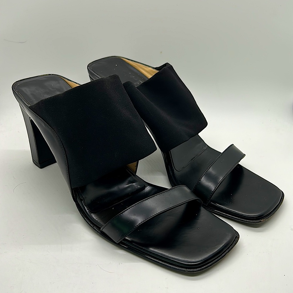Salvatore Ferragamo Black Leather Strappy Heels Sandals Shoes **Size 9.5** 🌸🌸 - Picture 1 of 10